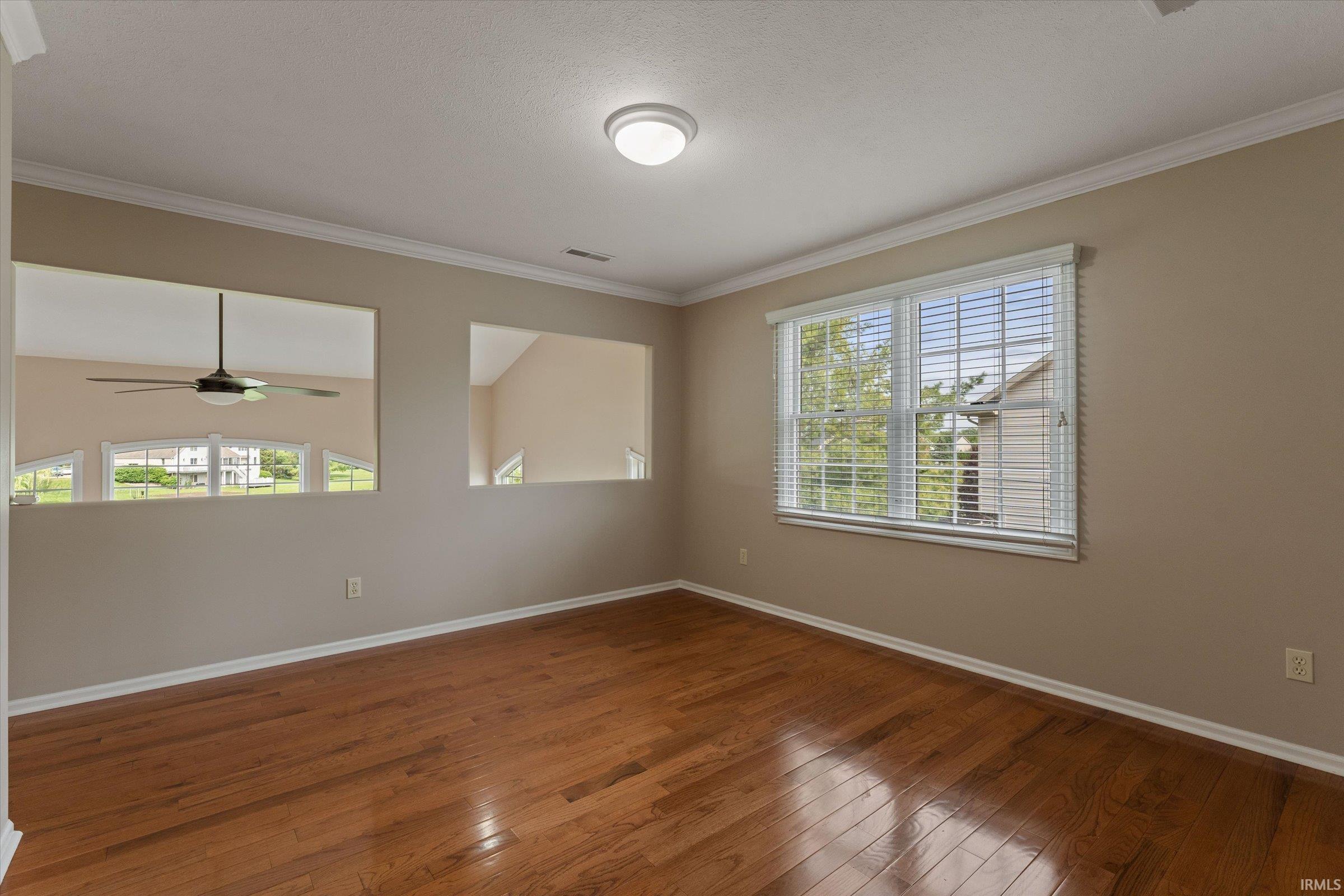 51344 Amesburry Way Granger IN 46530