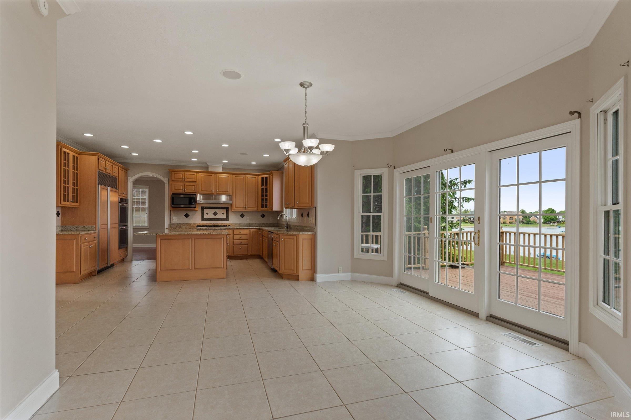 51344 Amesburry Way Granger IN 46530