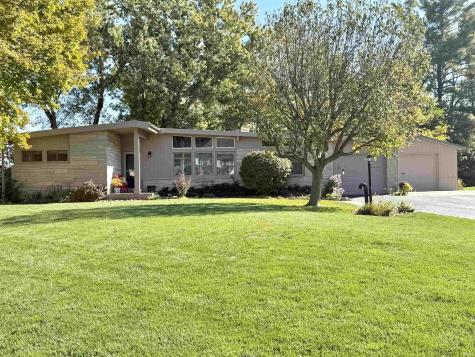 2239 S Hillcrest Drive Peru IN 46970