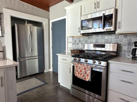 2239 S Hillcrest Drive Peru IN 46970
