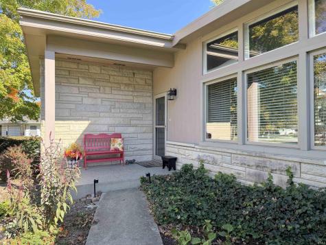 2239 S Hillcrest Drive Peru IN 46970