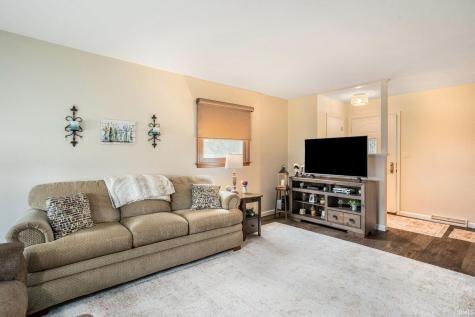 52122 Justine Drive South Bend IN 46628
