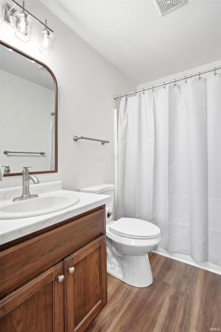 195 Greenpointe Parkway Fort Wayne IN 46814