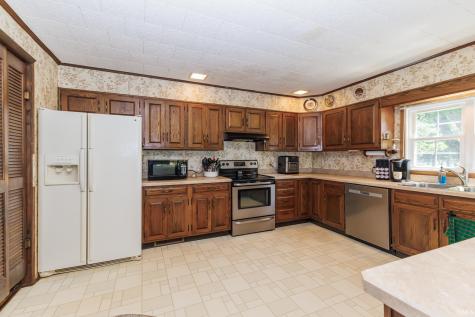 8301 W River Road Yorktown IN 47396