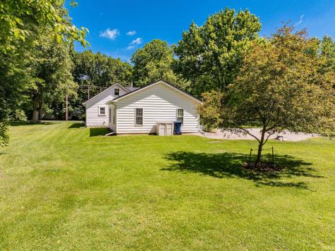 8301 W River Road Yorktown IN 47396