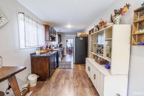 171 N Lewis Street Bloomfield IN 47424