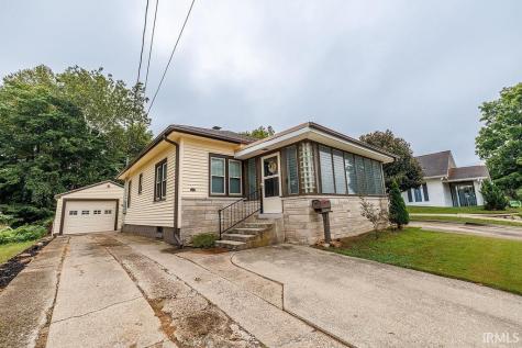 171 N Lewis Street Bloomfield IN 47424