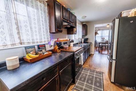 171 N Lewis Street Bloomfield IN 47424