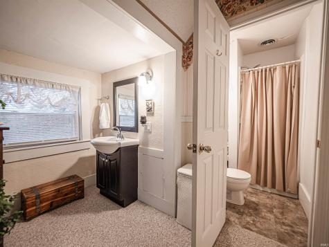 406 S Main Street Owensville IN 47665