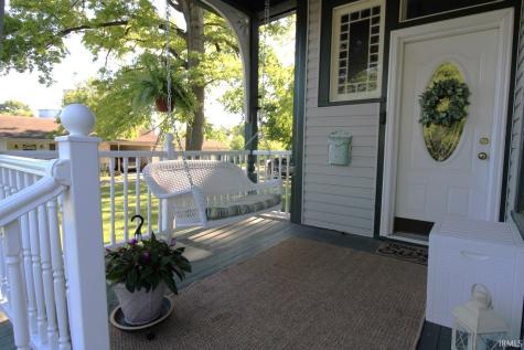 406 S Main Street Owensville IN 47665