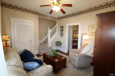 406 S Main Street Owensville IN 47665