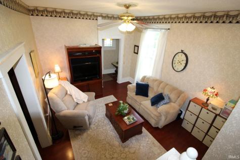 406 S Main Street Owensville IN 47665