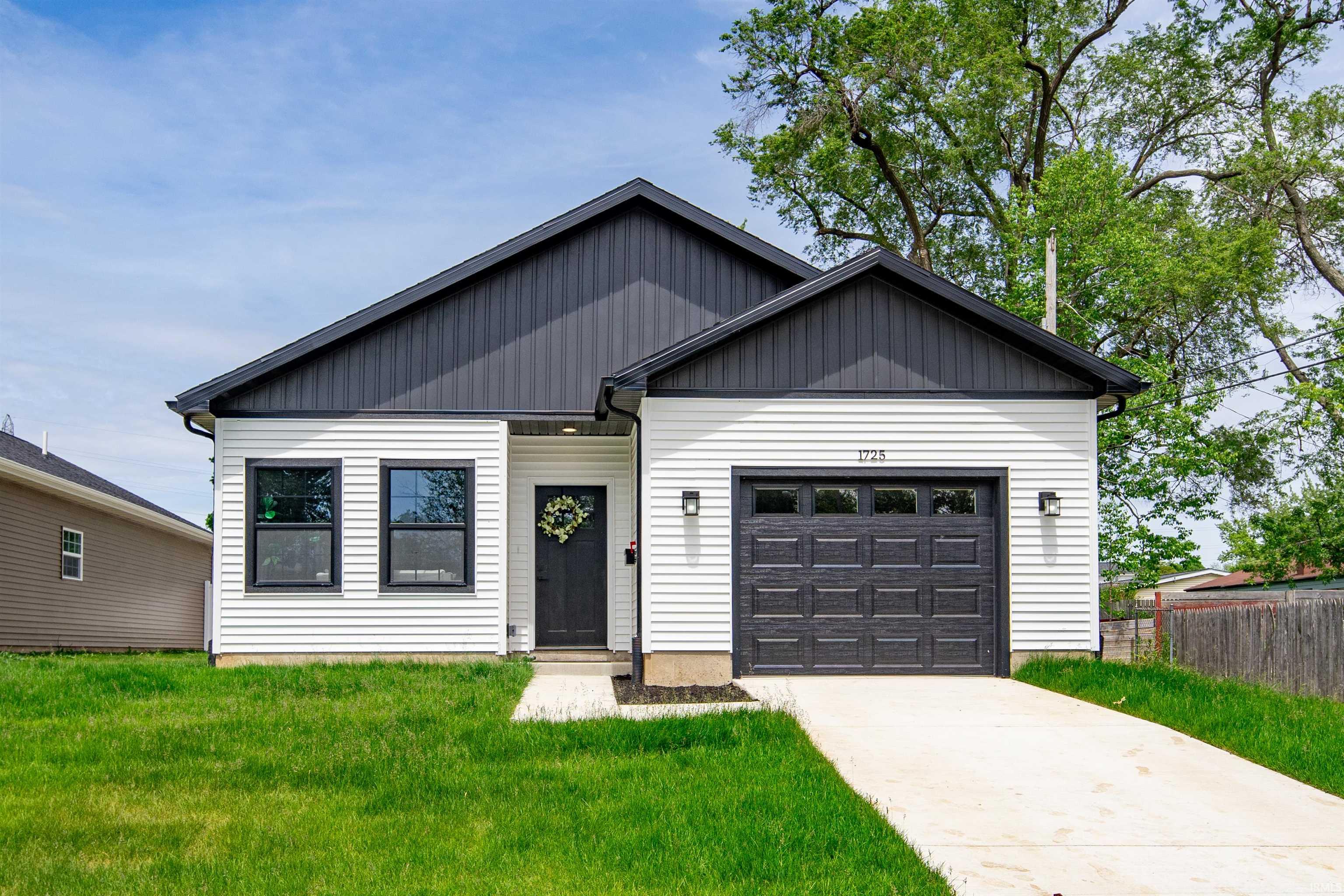 1725 Thornhill Drive South Bend IN 46614