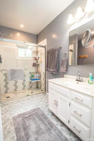 11866 N 300 E Roanoke IN 46783