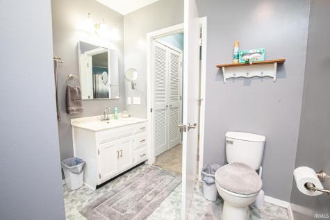 11866 N 300 E Roanoke IN 46783