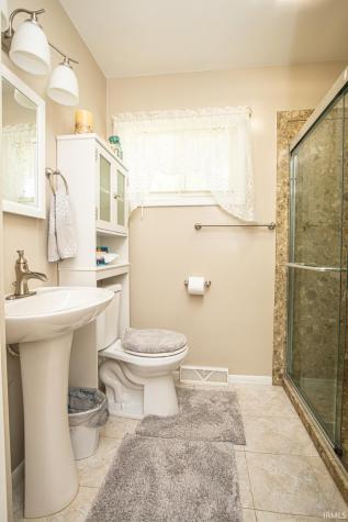 11866 N 300 E Roanoke IN 46783