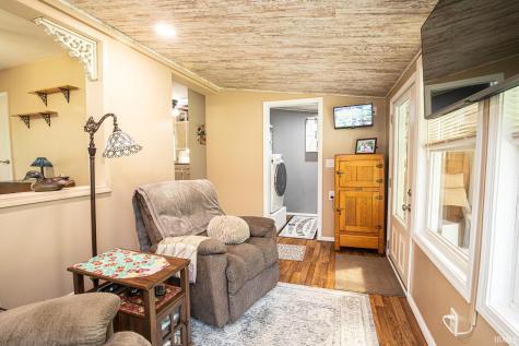 11866 N 300 E Roanoke IN 46783