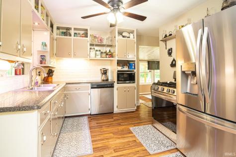 11866 N 300 E Roanoke IN 46783