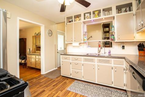 11866 N 300 E Roanoke IN 46783