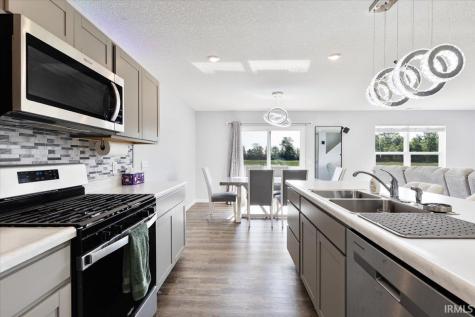 7962 Cordovan Cove Fort Wayne IN 46835