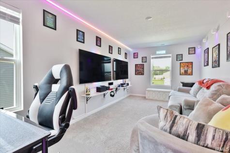 7962 Cordovan Cove Fort Wayne IN 46835