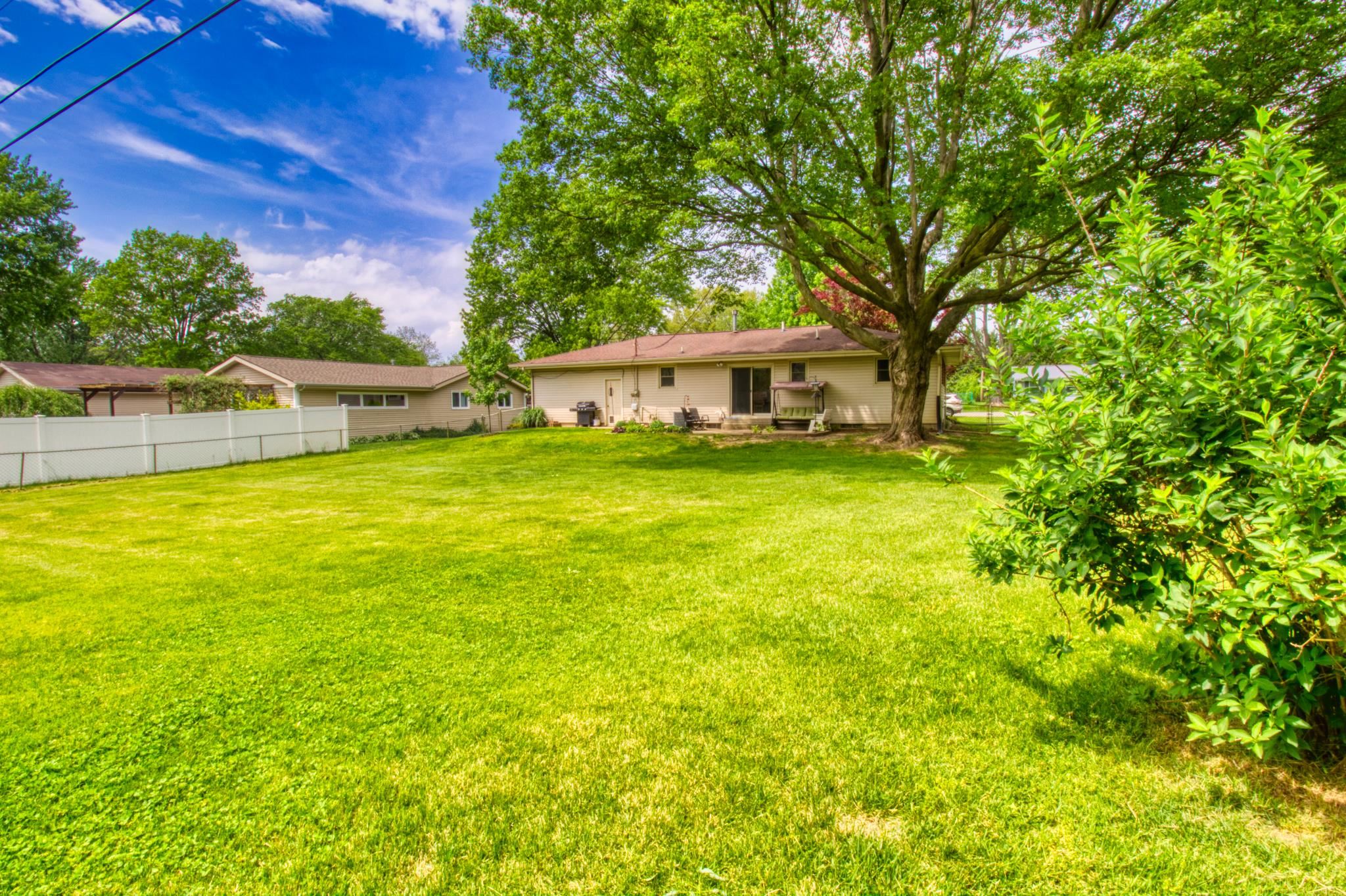 19098 Sandy Drive Goshen IN 46528