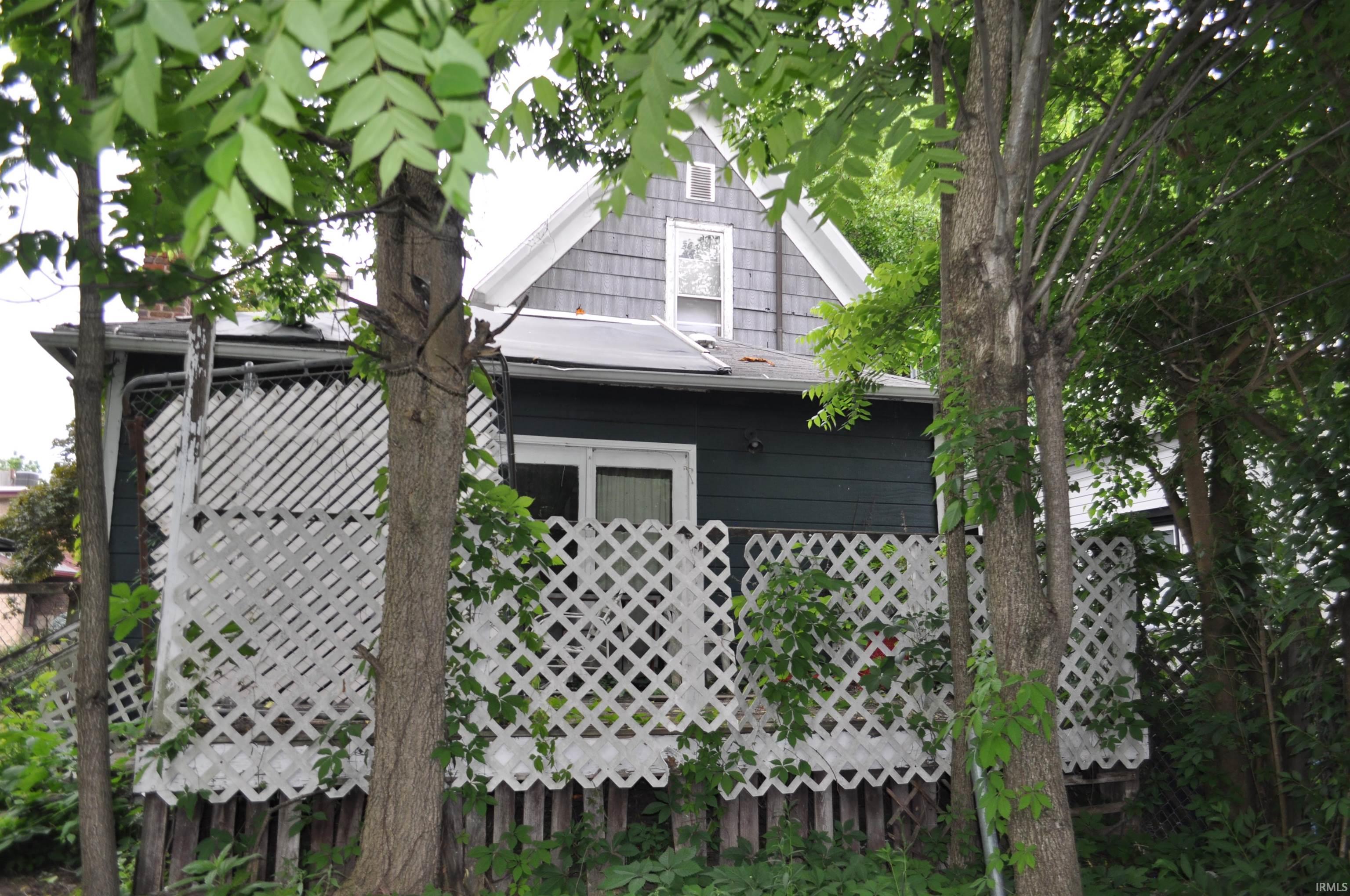 909 S Main Street Goshen IN 46526