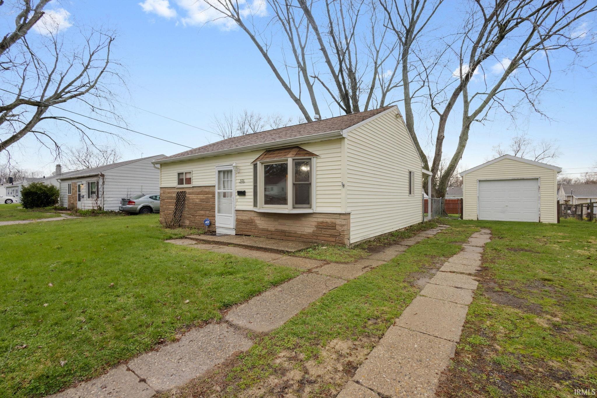 321 Barbie Street South Bend IN 46614