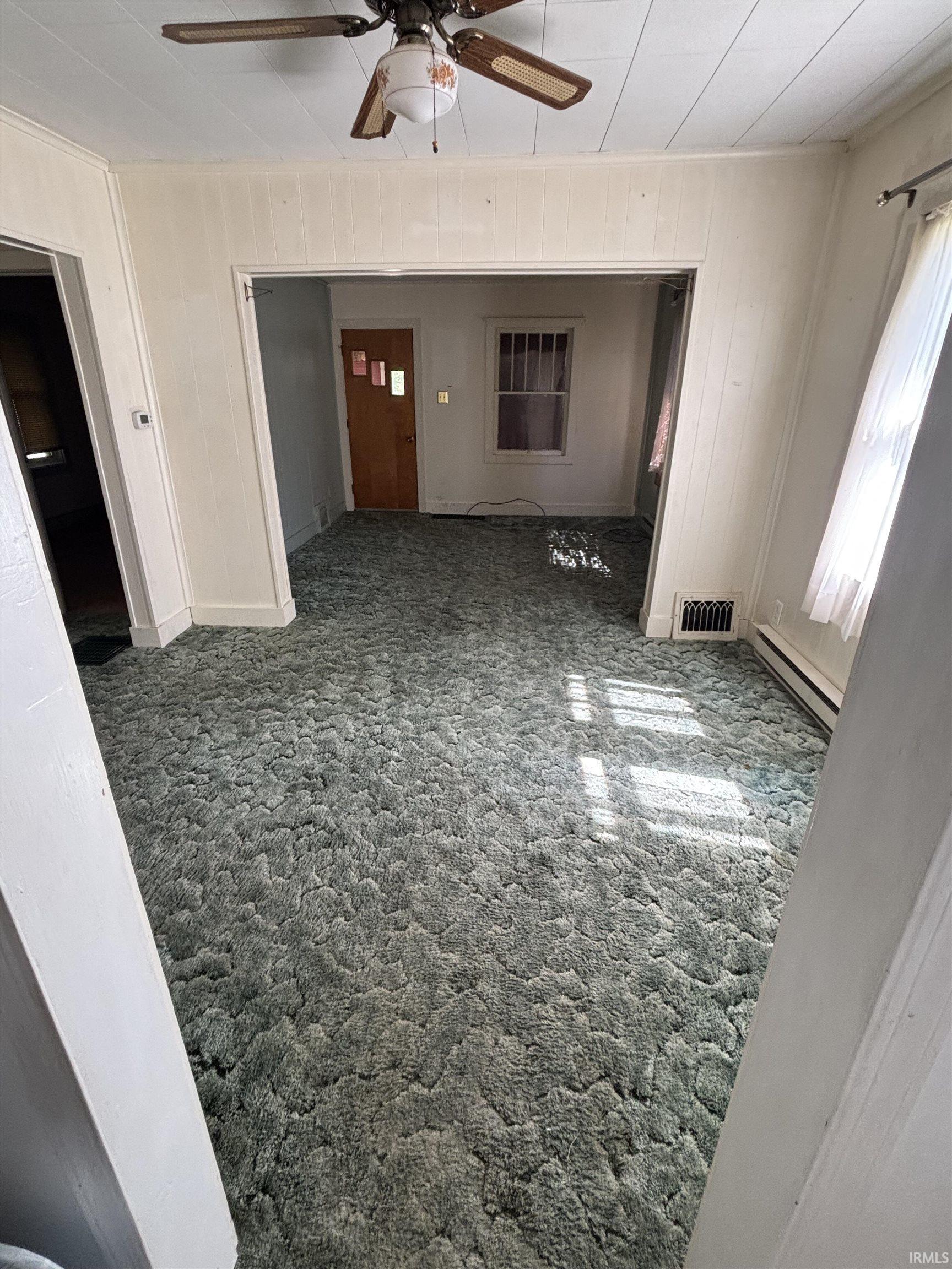 1433 Maple Row Elkhart IN 46514
