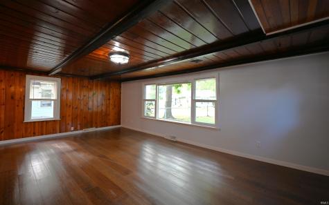 438 W Jefferson Street Winamac IN 46996