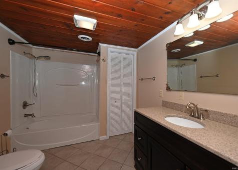438 W Jefferson Street Winamac IN 46996