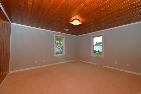 438 W Jefferson Street Winamac IN 46996