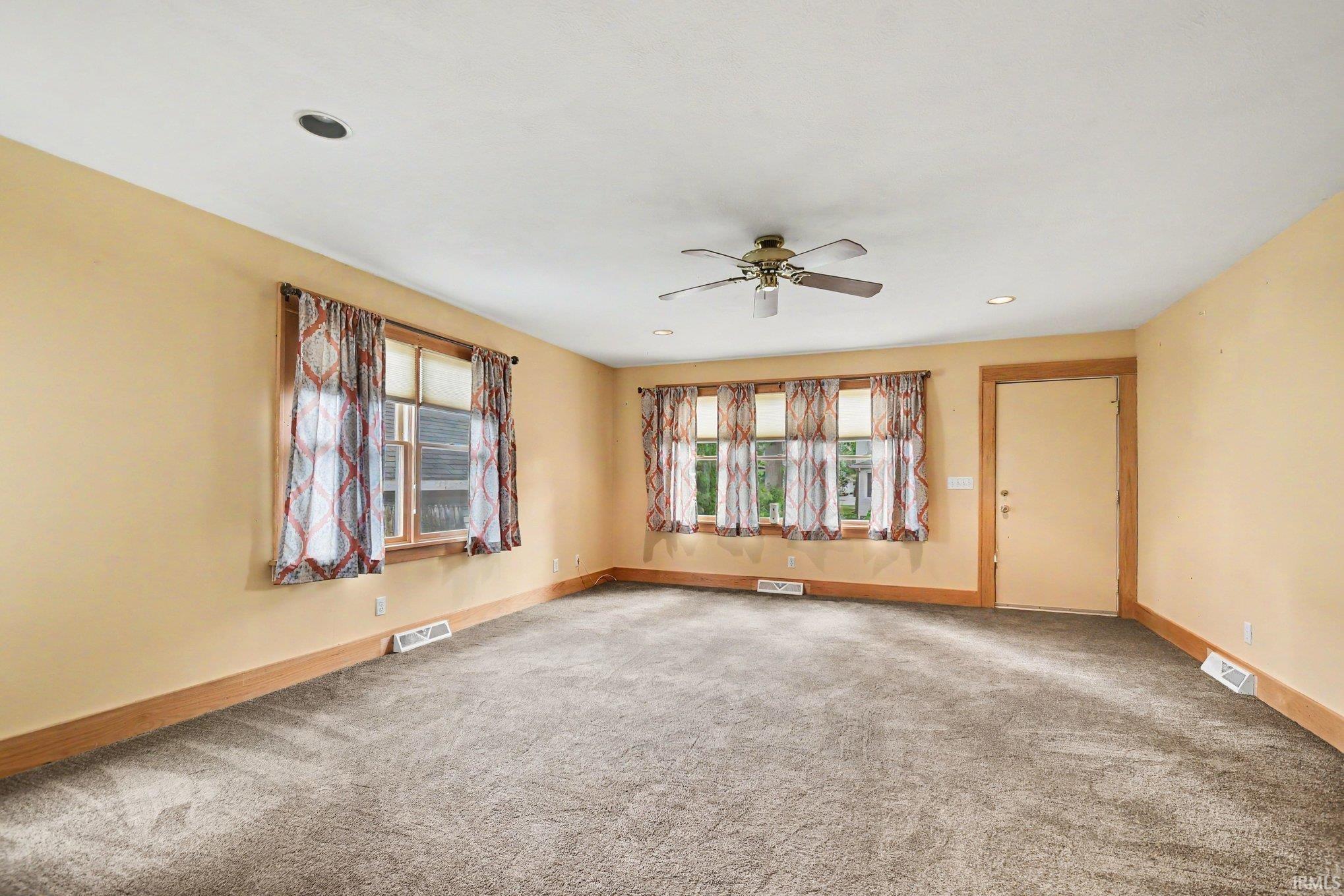 141 Gage Avenue Elkhart IN 46516
