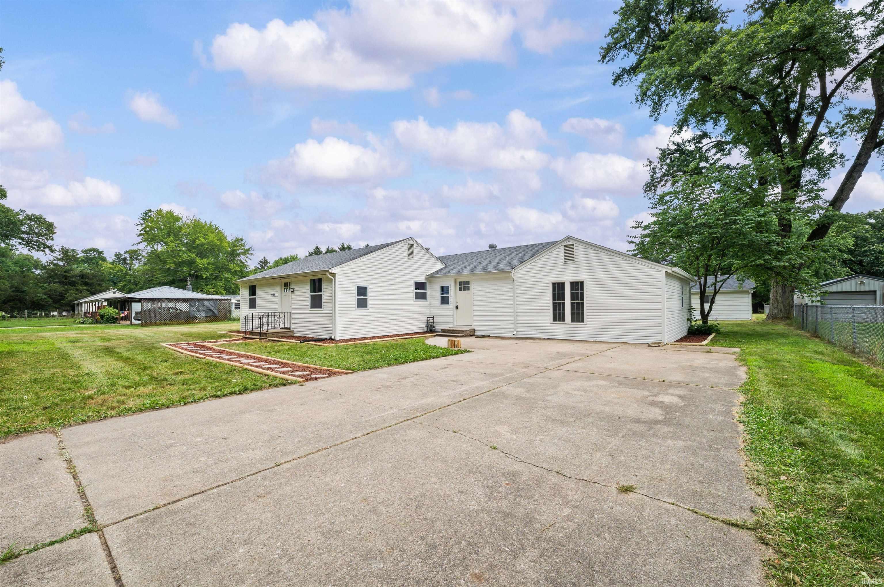 30186 County Road 108 Elkhart IN 46514