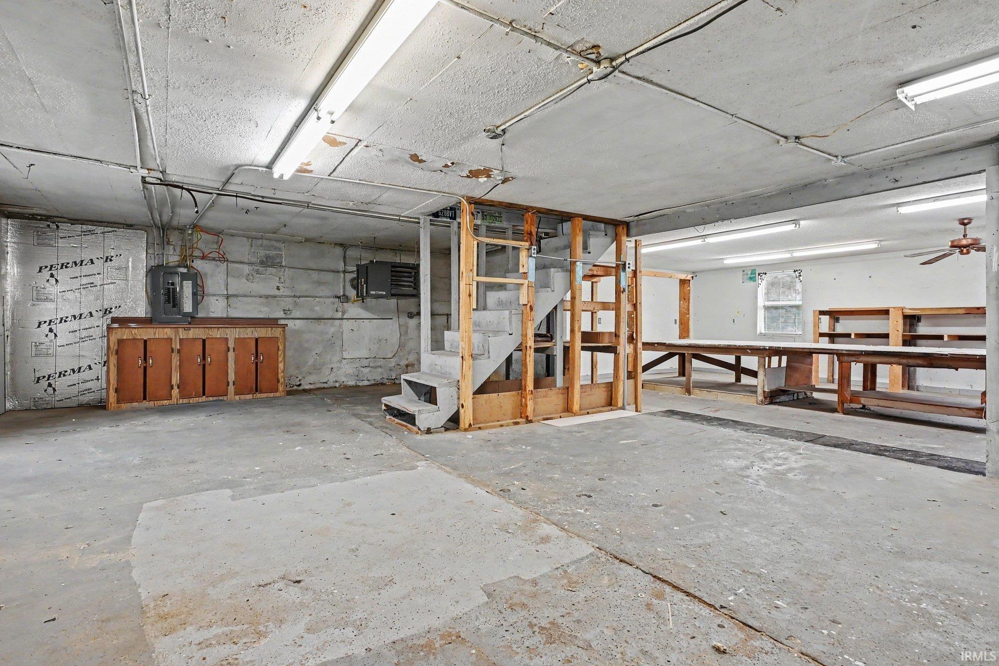 219 W Dewey Street Bremen IN 46506