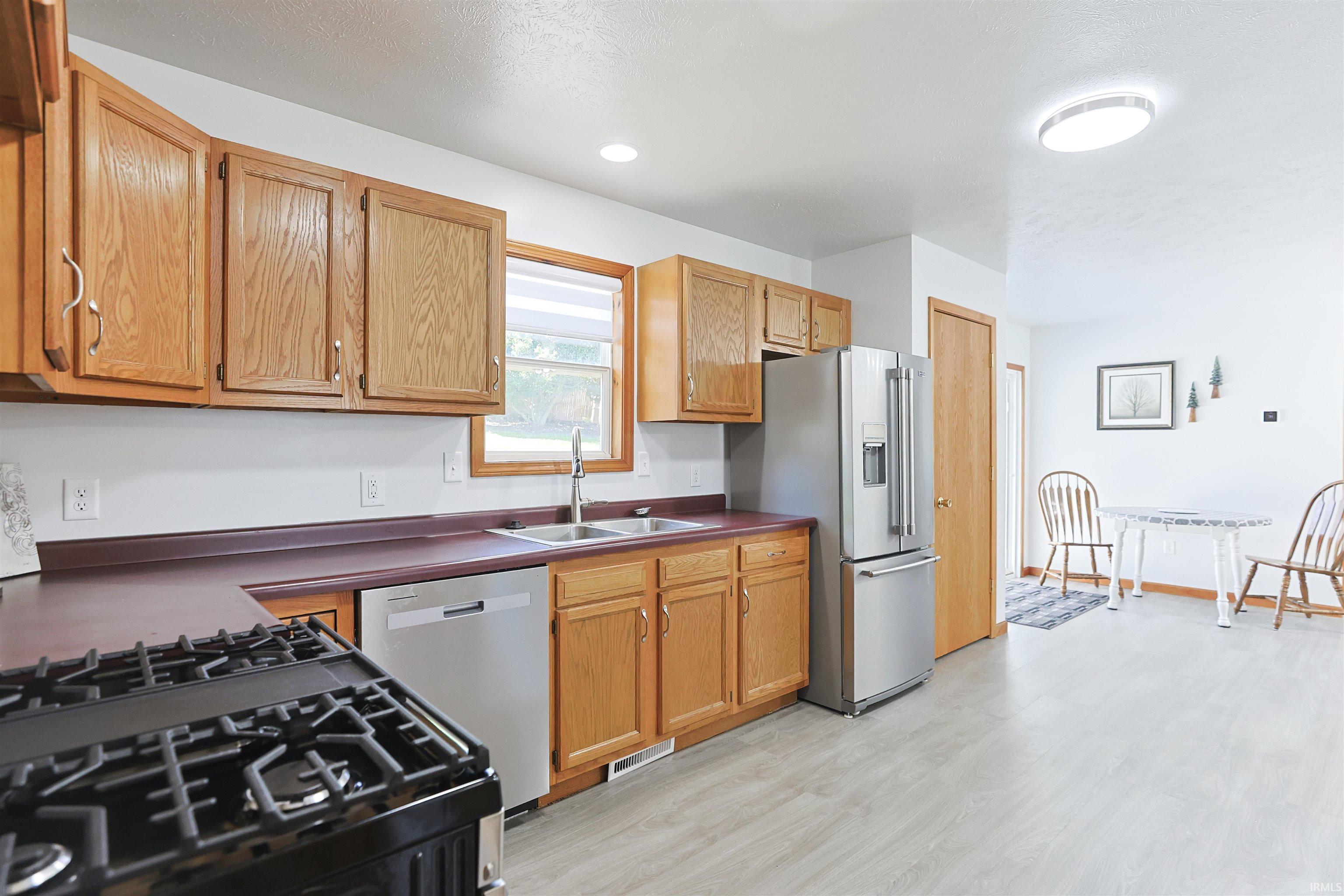 213 S Grand Street Lakeville IN 46536