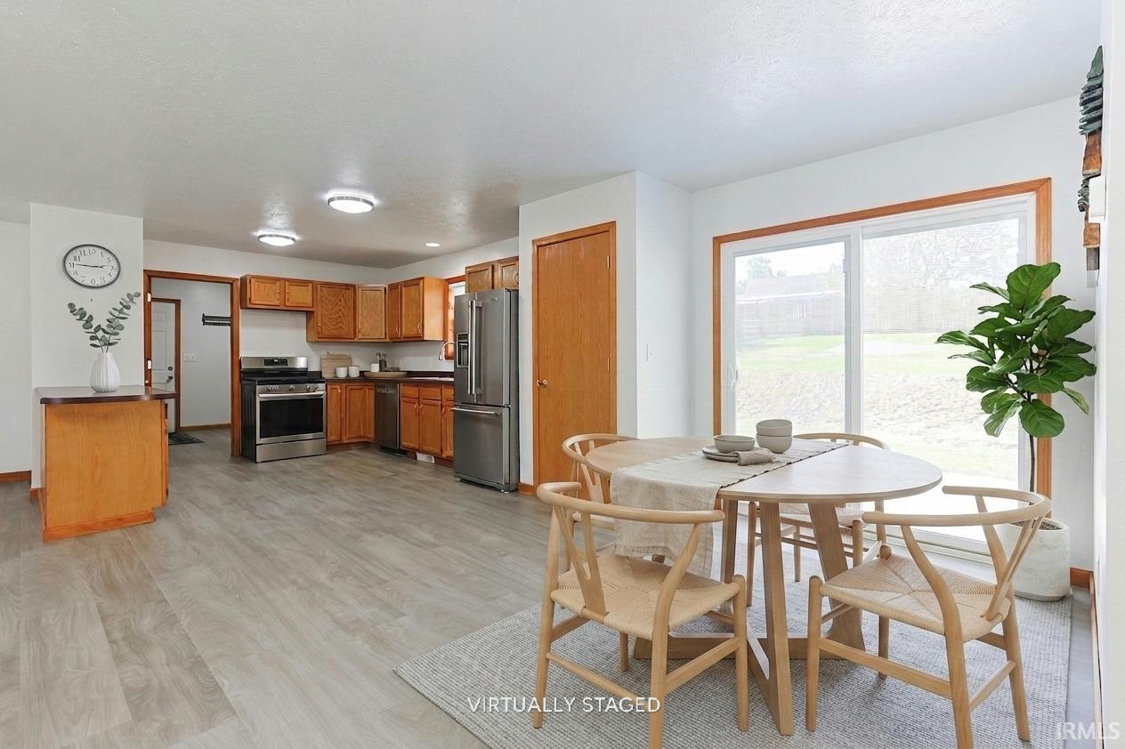 213 S Grand Street Lakeville IN 46536
