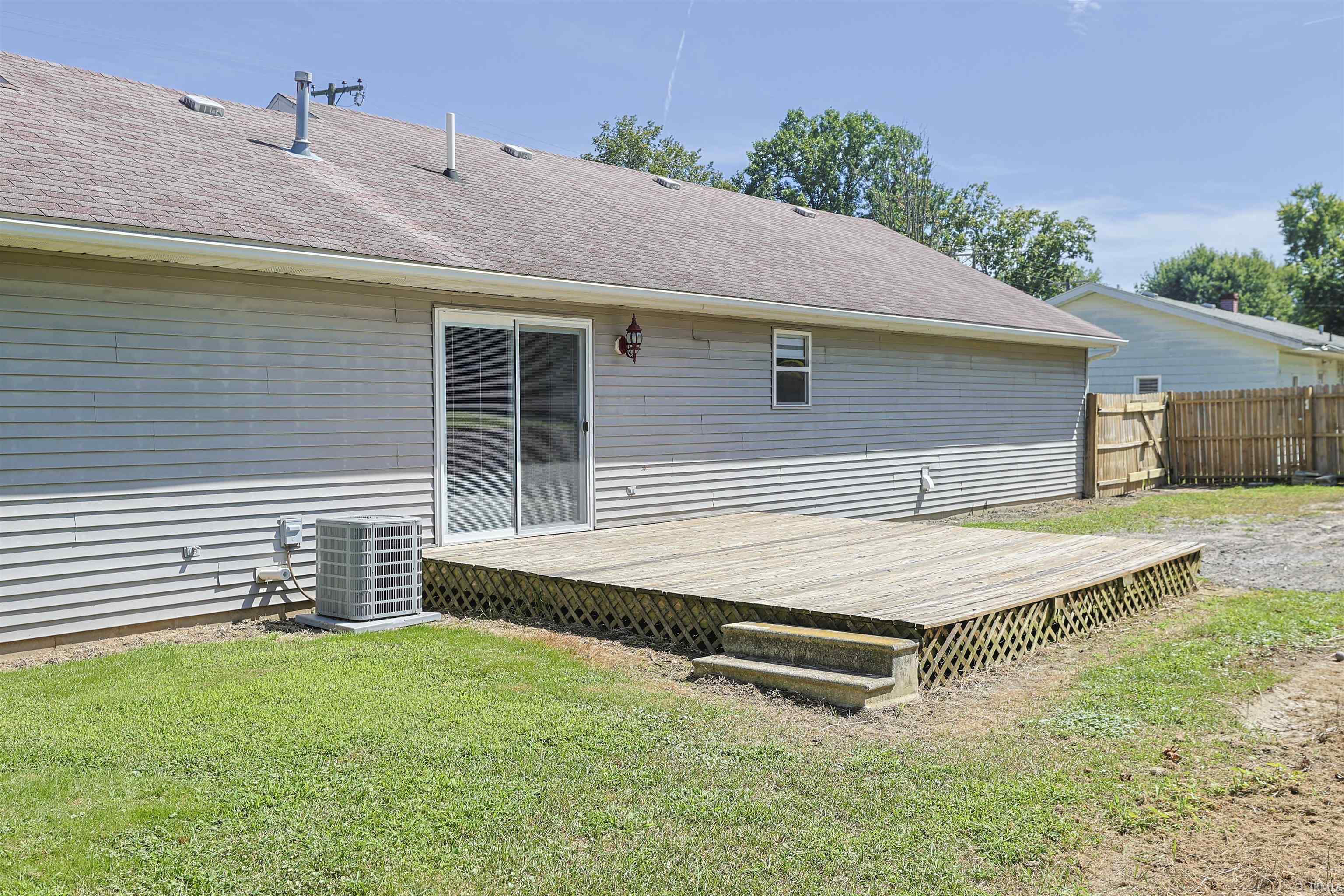 213 S Grand Street Lakeville IN 46536