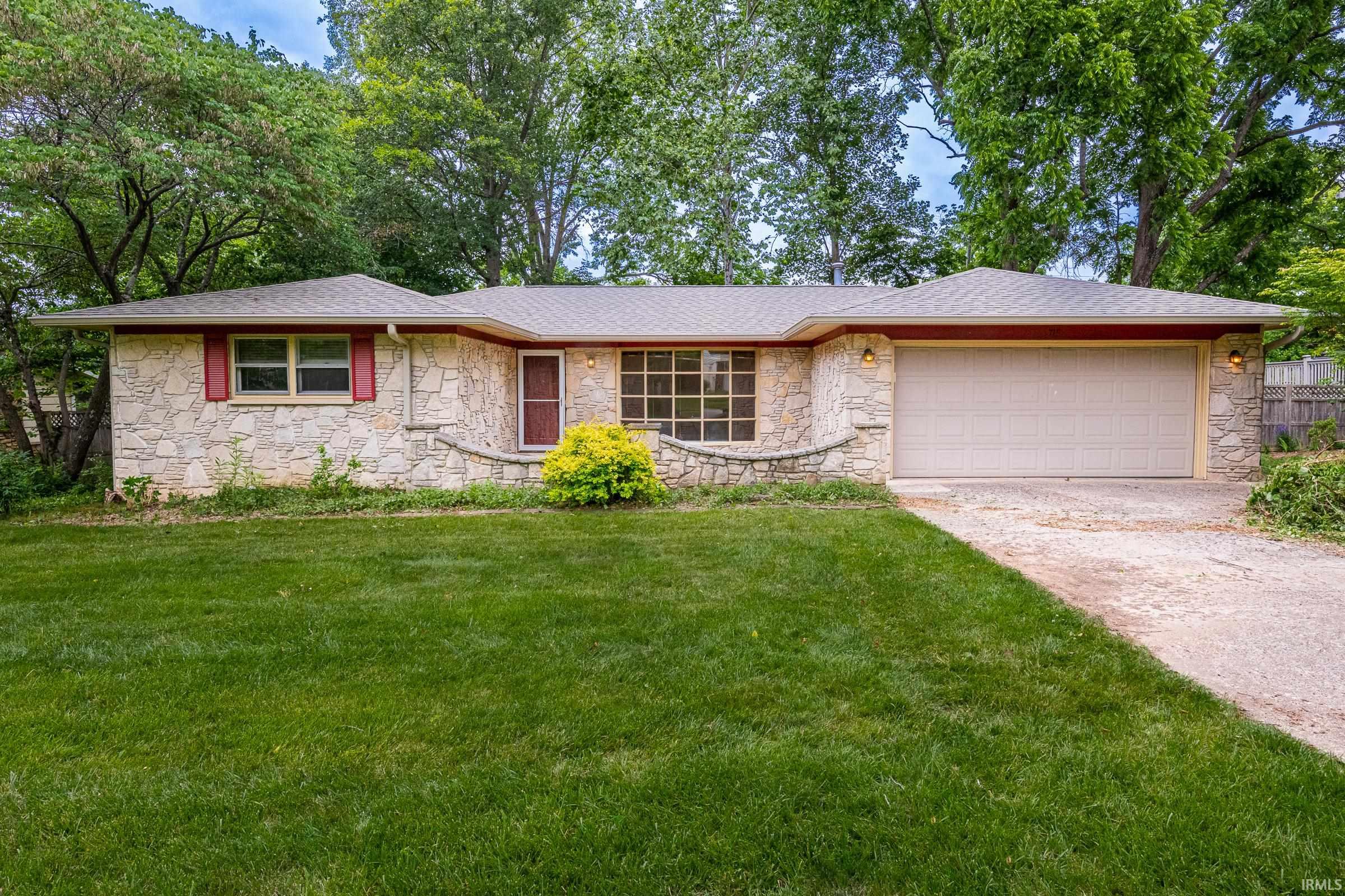 715 E Eddington Court Bloomington IN 47401
