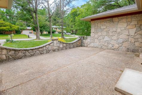 715 E Eddington Court Bloomington IN 47401