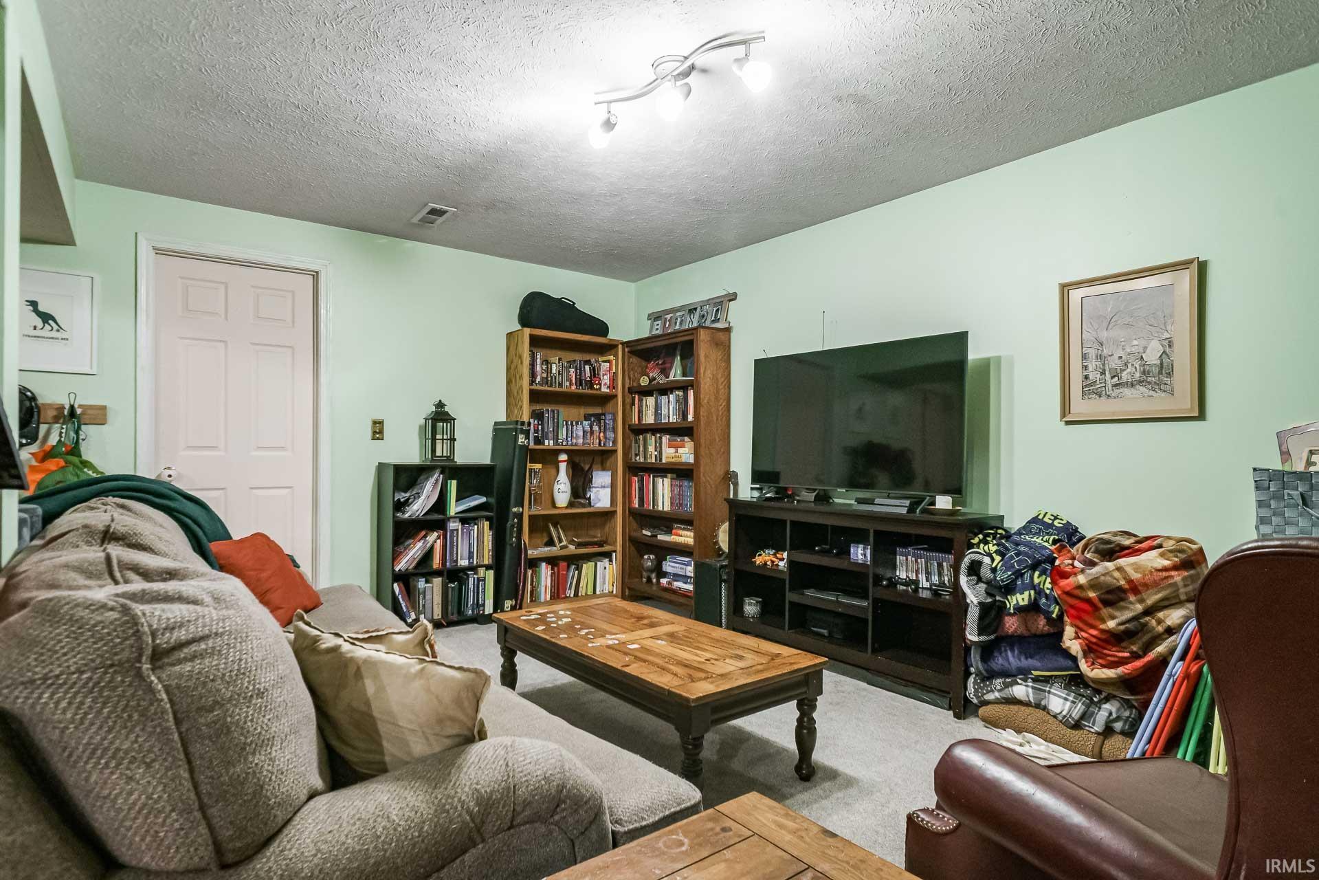 601 E 16th Street Mishawaka IN 46544