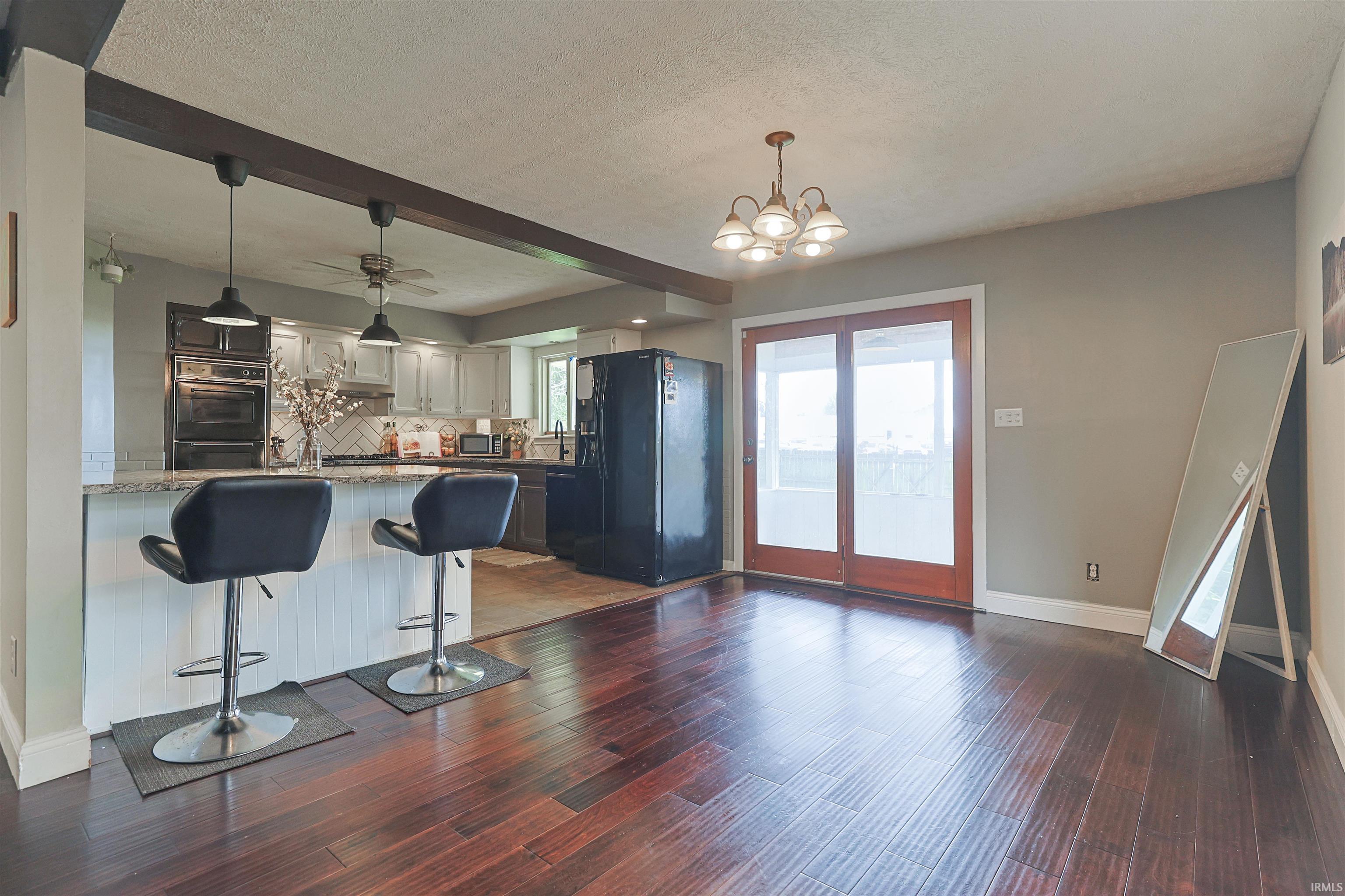 1982 Renfrew Drive South Bend IN 46614
