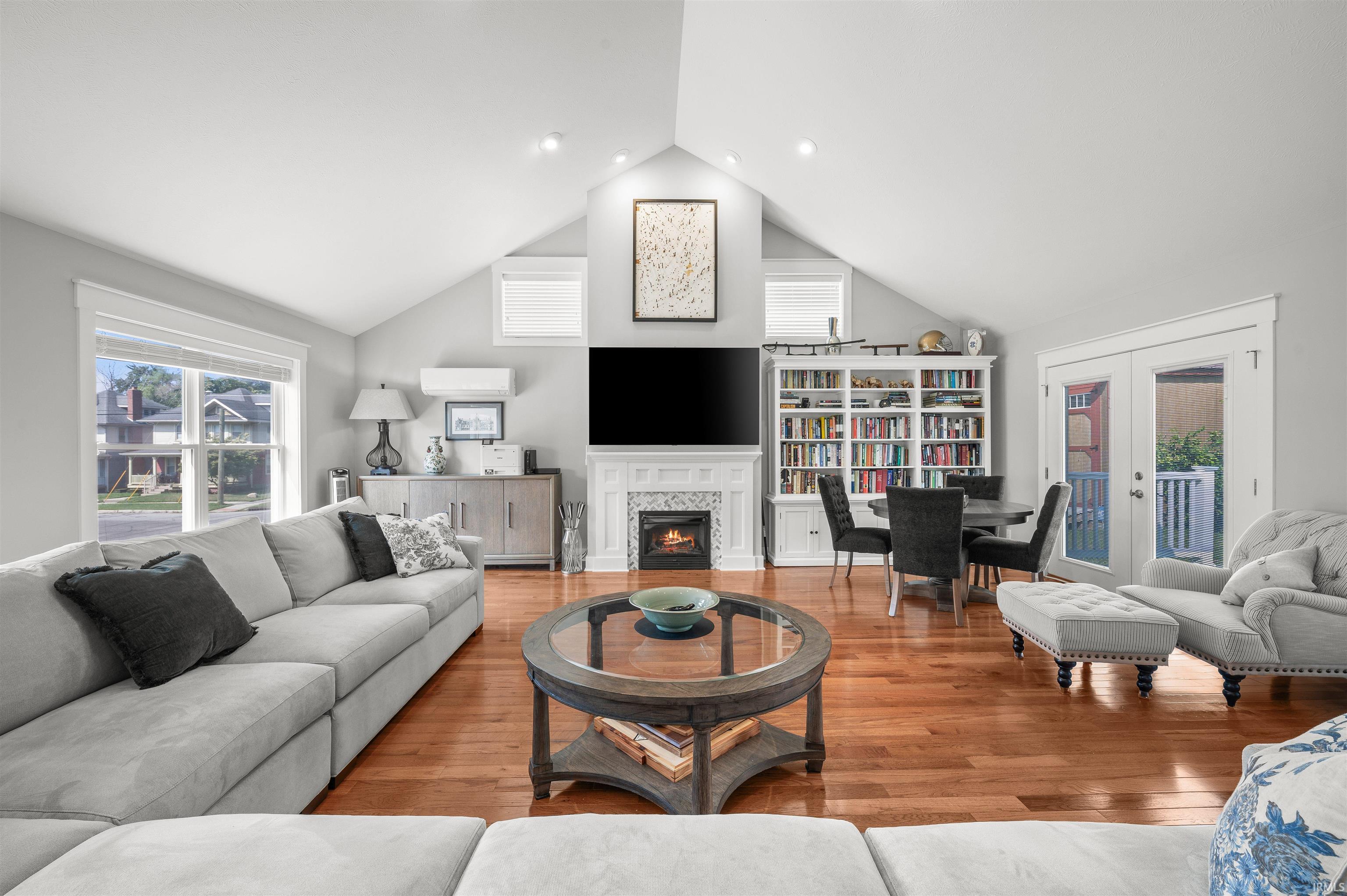 623 Corby Boulevard South Bend IN 46617