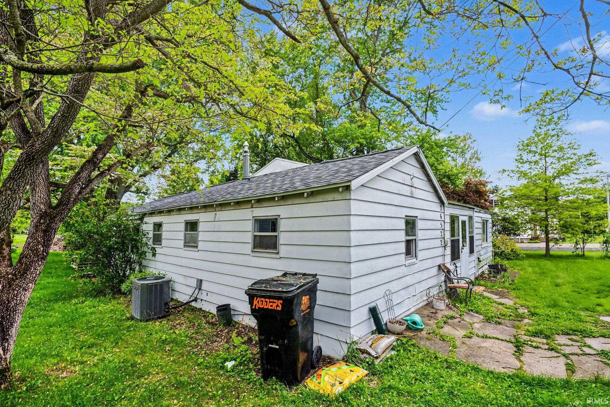 26522 Parkview Place Elkhart IN 46514