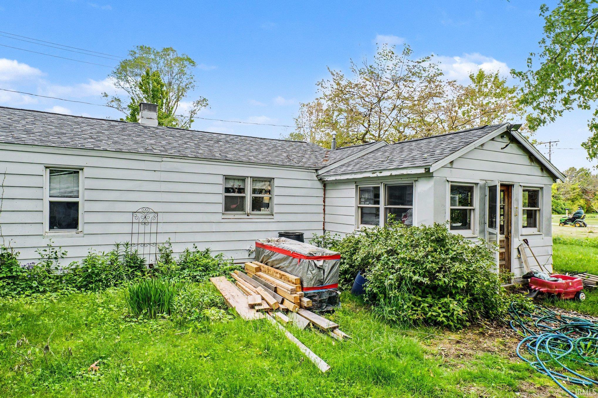 26522 Parkview Place Elkhart IN 46514