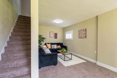 206 N Fulton Street Parker City IN 47368