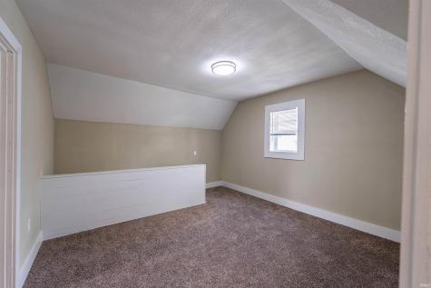 206 N Fulton Street Parker City IN 47368