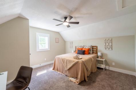 206 N Fulton Street Parker City IN 47368