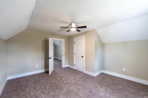 206 N Fulton Street Parker City IN 47368