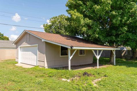 206 N Fulton Street Parker City IN 47368